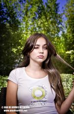 ANA DE ARMAS for Hola Magazine, 2009