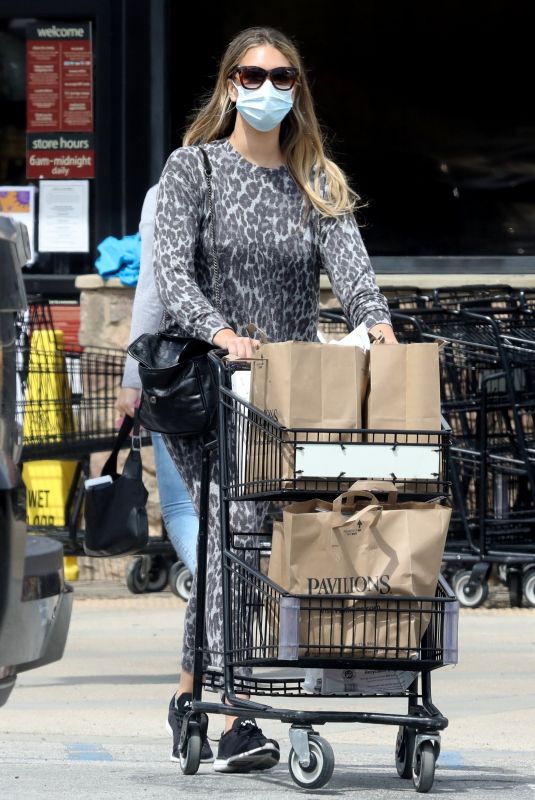 APRIL LOVE GEARY Wearing a Mask Out Shopping in Malibu 04/08/2020