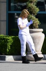 ARIEL WINTER Shopping at Grocery Store in Los Angeles 04/14/2020