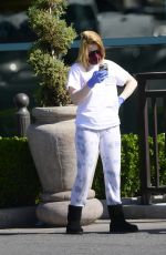 ARIEL WINTER Shopping at Grocery Store in Los Angeles 04/14/2020