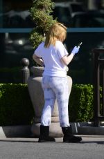 ARIEL WINTER Shopping at Grocery Store in Los Angeles 04/14/2020