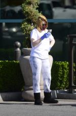 ARIEL WINTER Shopping at Grocery Store in Los Angeles 04/14/2020
