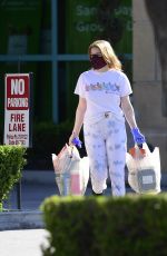 ARIEL WINTER Shopping at Grocery Store in Los Angeles 04/14/2020