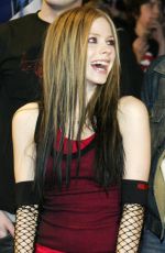 AVRIL LAVIGNE at Juno Awards in Edmonton 04/05/2004