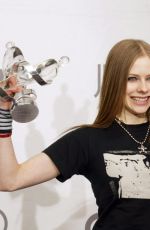 AVRIL LAVIGNE at Juno Awards in Ottawa 04/05/2003