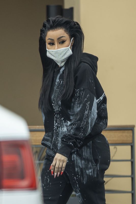 BLAC CHYNA Wearing Mask Out in Calabasas 04/13/2020