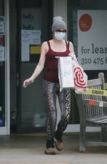 BRANDI GLANVILLE Wearing MAsk Out Shopping in Los Angeles 04/13/2020