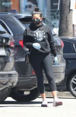 CASSIE VENTURA Wearing Mask Out Shopping in Los Angeles 04/15/2020