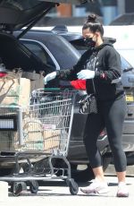 CASSIE VENTURA Wearing Mask Out Shopping in Los Angeles 04/15/2020