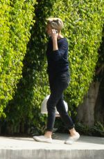 CHARLIZE THERON Pick Up Her Delivery Order in Los Angeles 04/17/2020