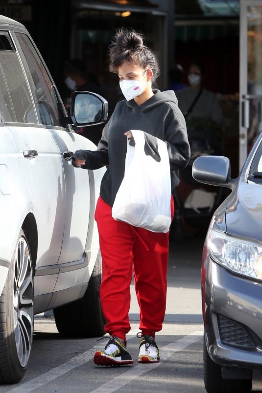 CHRISTINA MILIAN Wearing Mask Shopping at a Market in Los Angeles 04/04/2020