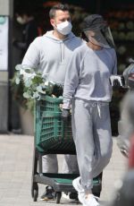 COURTENEY COX Wearing Mask and Face Shields at Whole Foods in Malibu 04/19/2020