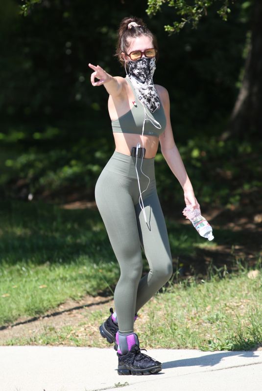 DELILAH HAMLIN Out Hikinig in Beverly Hills 04/11/2020