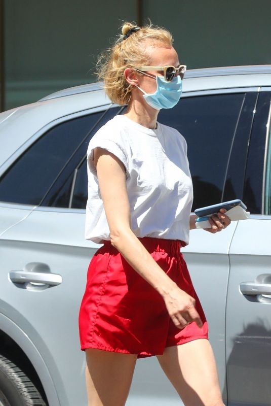 DIANE KRUGER Out for Frozen Yogurt in Los Angeles 04/24/2020