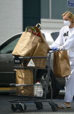 DIANE KRUGER Wearing Mask Out Shopping in Los Angeles 03/31/2020