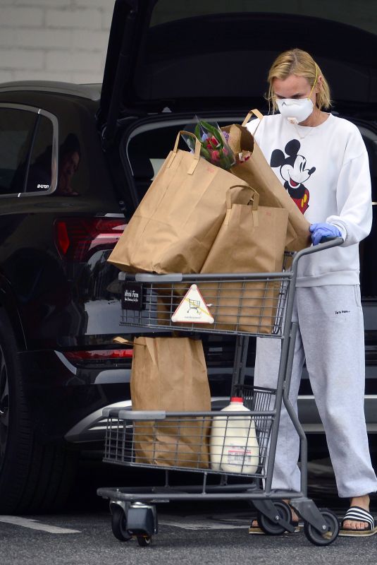 DIANE KRUGER Wearing Mask Out Shopping in Los Angeles 03/31/2020