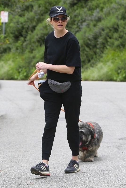 ELIZABETH BANKS Out with Her Dog in Hollywood Hills 04/07/2020
