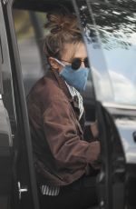 ELIZABETH OLSEN Leaves Erewhon Market in Calabasas 04/20/2020