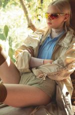 ELIZABETH THOMPSON in Elle Magazine, France April 2020