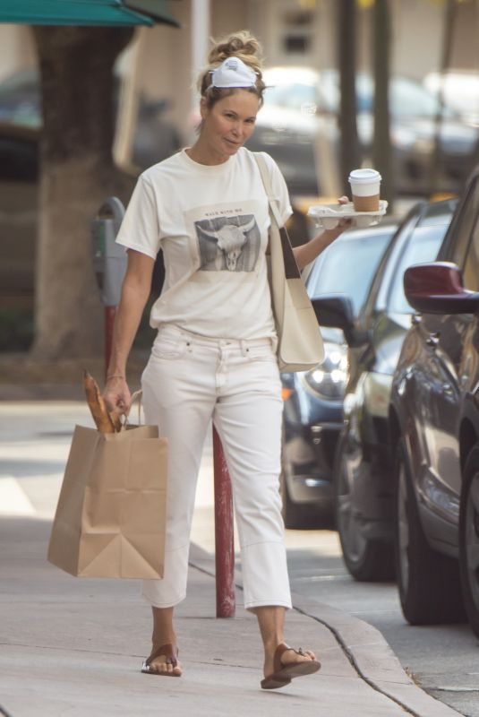 ELLE MACPHERSON Out Shopping in Miami 04/10/2020