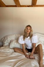 ELSA HOSK - Instagram Photos 04/07/2020