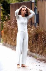EMILY RATAJKOWSKI Scared After Her Dog Colombo Ran Loose in Los Angeles 04/10/2020