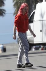 ESTHER ROSE MCGREGOR Meeting Up with Her Boyfriend in Pacific Palisades 04/24/2020