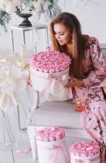 GRETA PAIA - Social Photos