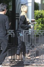 HOLLY MADISON Gets Her Iced Coffee Delivered in Los Angeles 04/16/2020