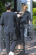 HOLLY MADISON Gets Her Iced Coffee Delivered in Los Angeles 04/16/2020