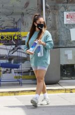 INANNA SARKIS and Matthew Noszka Shopping at Whole Food in Los Angeles 04/26/2020