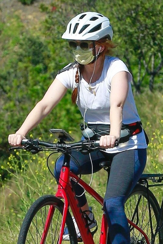 ISLA FISHER Ridinig a Bike Out in Los Angeles 04/22/2020