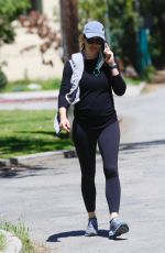 JENNIFER GARNER Out and About in Brentwood 04/21/2020