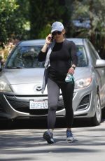 JENNIFER GARNER Out and About in Brentwood 04/21/2020