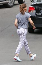 JENNIFER GARNER Out and About in Santa Monica 04/18/2020