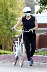 JENNIFER GARNER Wearing a Mask Out Riding a Bike in Brentwood 04/05/2020