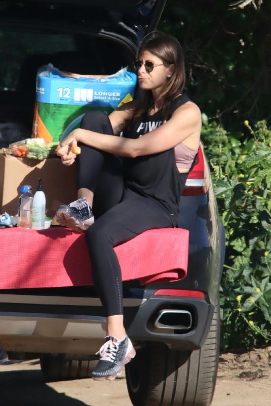 JILLIAN MICHAELS Out and About in Malibu 04/15/2020
