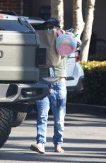 JILLIAN MICHAELS Shopping for Easter Baskets in Los Angeles 04/11/2020