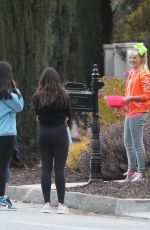 JOJO SIWA Greets Some Fans 04/18/2020