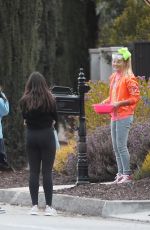 JOJO SIWA Greets Some Fans 04/18/2020