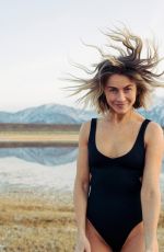 JULIANNE HOUGH for Knrgy 2020