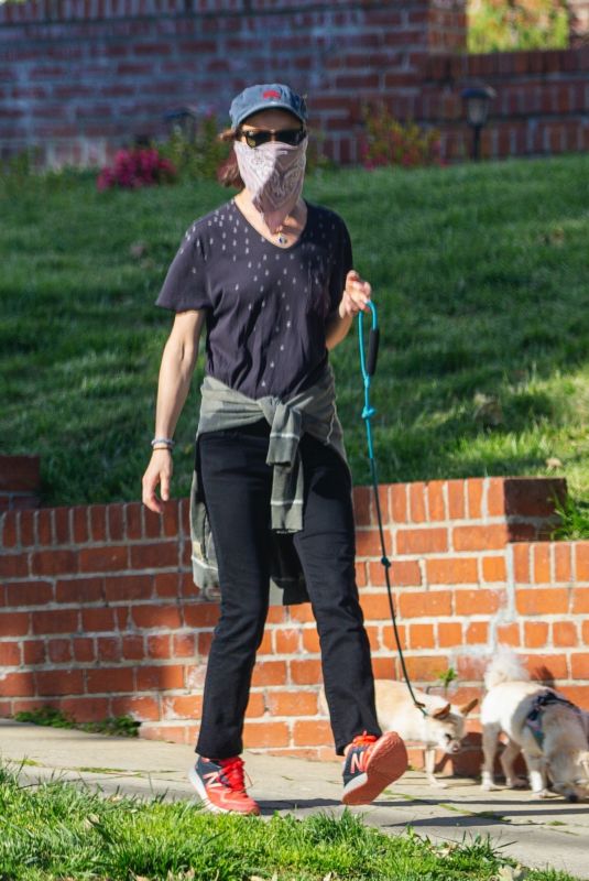 JULIETTE LEWIS Out with Her Dogs in Los Angeles 04/17/2020