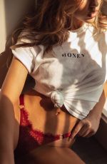 KARA DEL TORO - Instagram Photos 04/10/2020