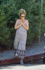 KATE HUDSON Out and About in Los Angeles 04/11/2020