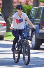 KATHERINE SCHWARZENEGGER and Chris Pratt Out Ridining Bikes in Santa Monica 04/25/2020