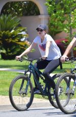 KATHERINE SCHWARZENEGGER and Chris Pratt Out Ridining Bikes in Santa Monica 04/25/2020