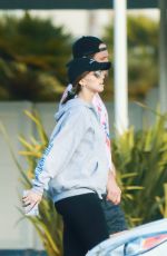 KATHERINE SCHWARZENEGGER Out and About in Santa Monica 04/25/2020