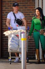 KATIE PRICE Out Shopping in Lndon 04/08/2020