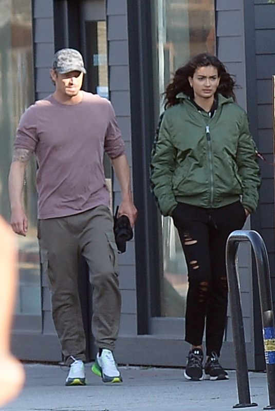 KELLY GALE and Joel Kinnaman Out in Los Angeles 04/02/2020