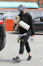 KELLY OSBOURNE Out with her Dog in Los Angeles 04/20/2020